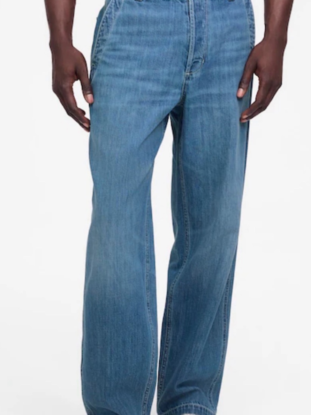 Medewell NWT Men's Relaxed Straight-Leg Jeans in Light Blue. Size 38.